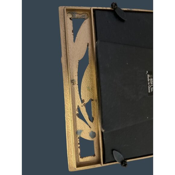 ELSA L, Inc. Gold Bamboo-Style Picture Frame With Leaf Detail & Easel Backing - Picture 8 of 8